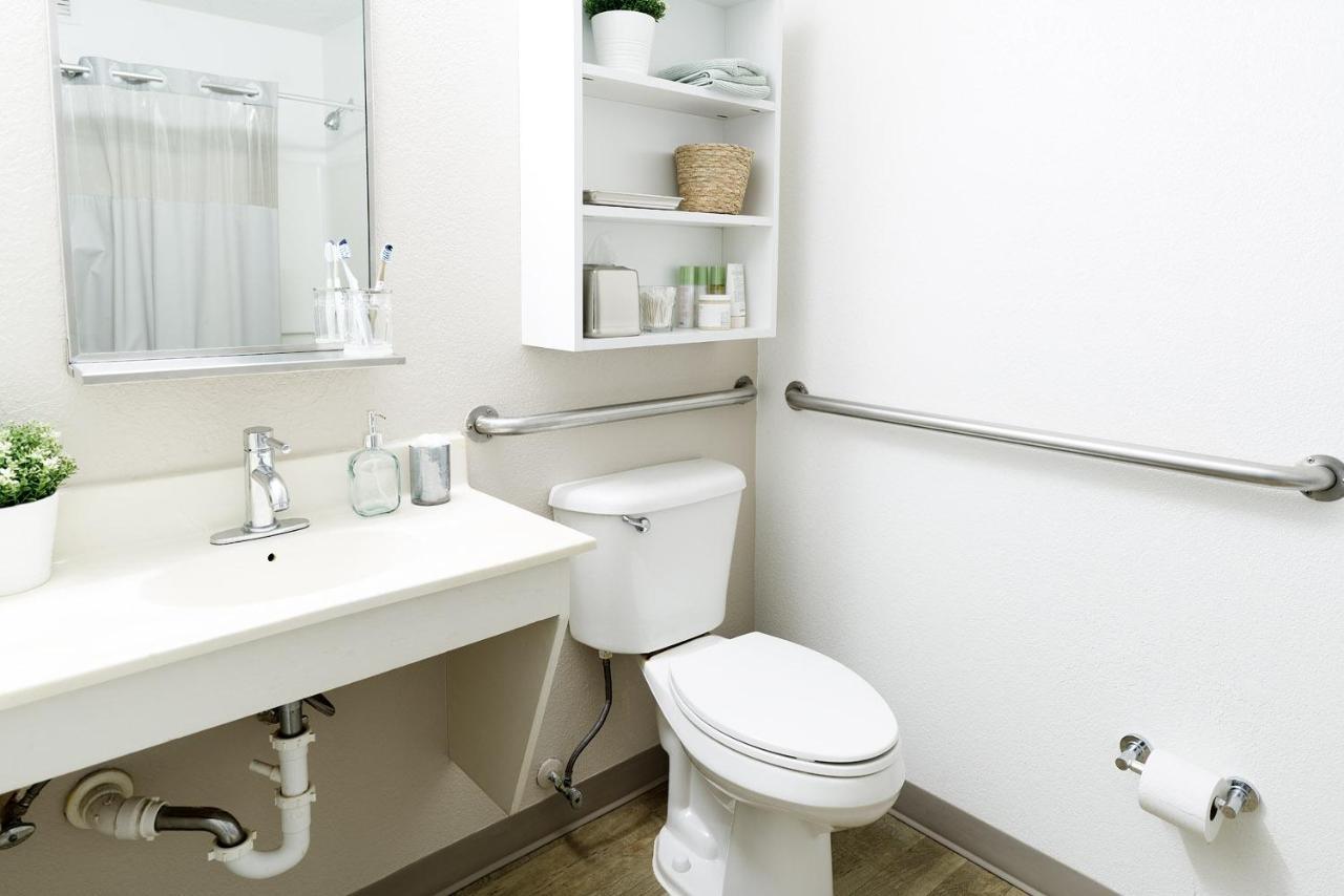 Intown Suites Extended Stay Houston Tx - Highway 6 Cypress Esterno foto
